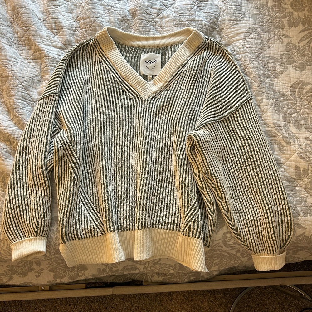 Aerie sweater